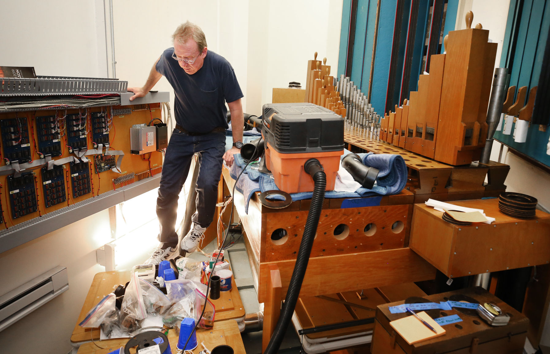 The Mighty Wurlitzer Organ